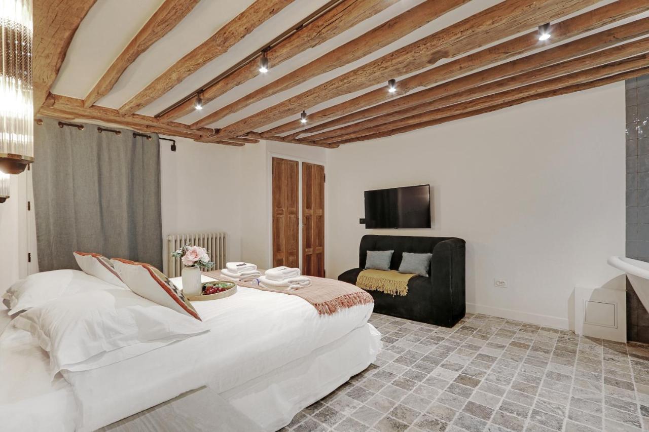 Cmg Amazing Duplex 3Br 6P Le Marais Lägenhet Paris Exteriör bild